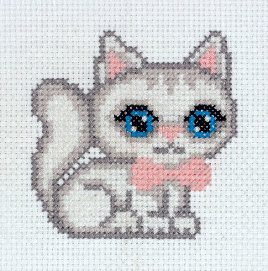 Embroidery kit Klart "White Cat" - TimeToCraft