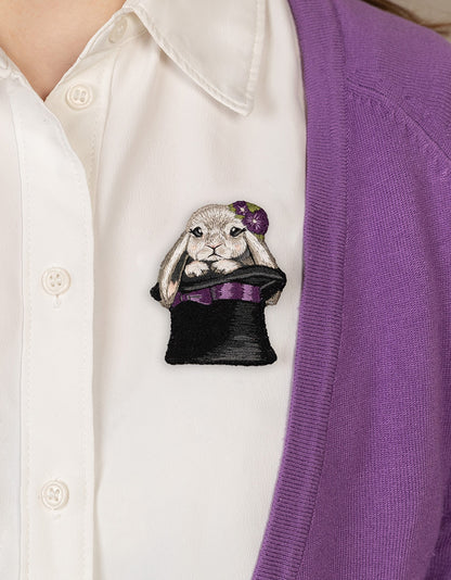 Living Picture JK-2275 Little Magician Brooch - TimeToCraft